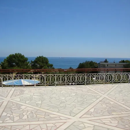 Fiesta Otel Altın Kumlar